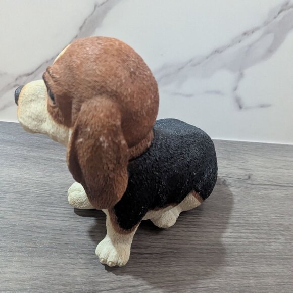 Adorable Beagle Puppy Dog Music Box "How Much Is That Doggie" China 8" Resin Dec - Picture 3 of 8